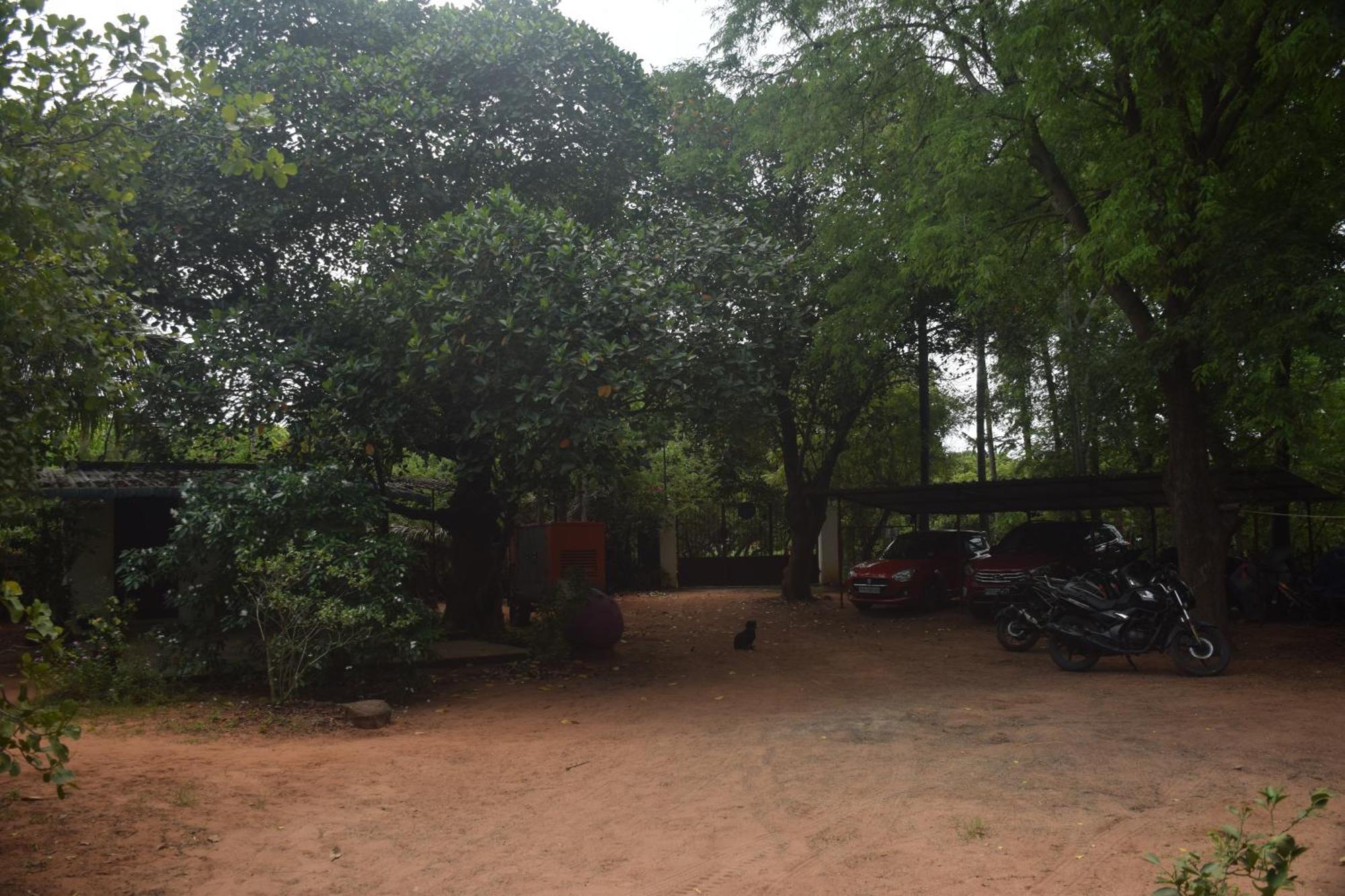 Travellers Crib Hotel Auroville Exterior photo