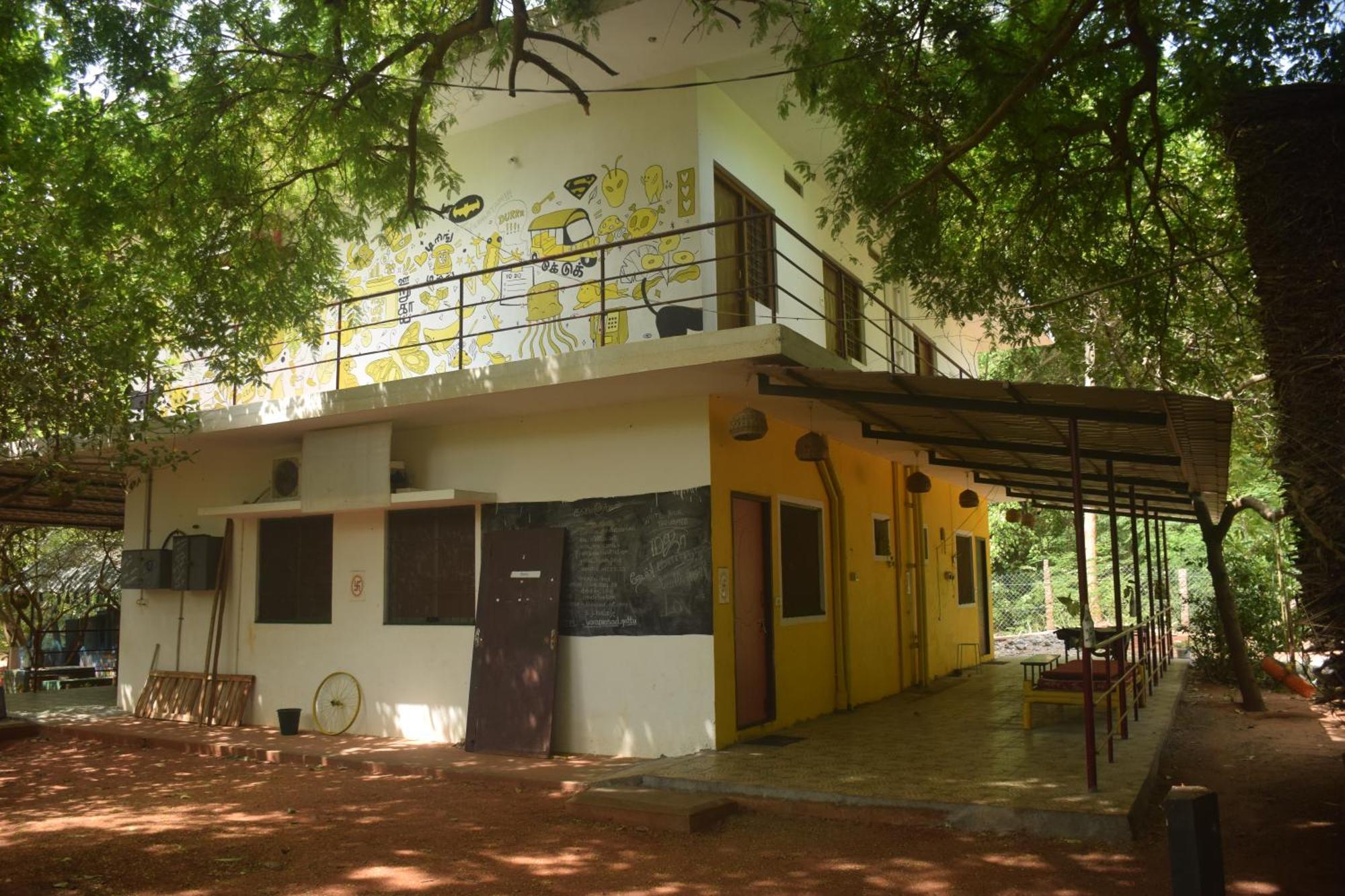 Travellers Crib Hotel Auroville Exterior photo